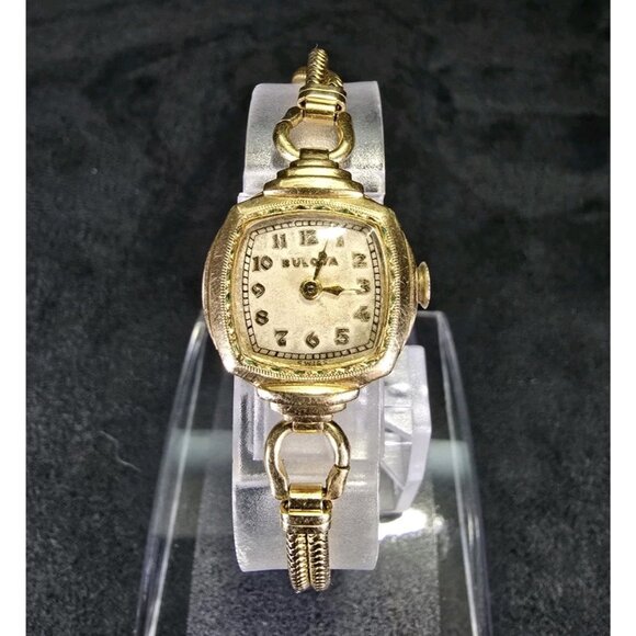 Ladies Bulova Antique 17J 7AM Manual Wind Movement Petite Watch PARTS or REPAIR - Picture 2 of 8